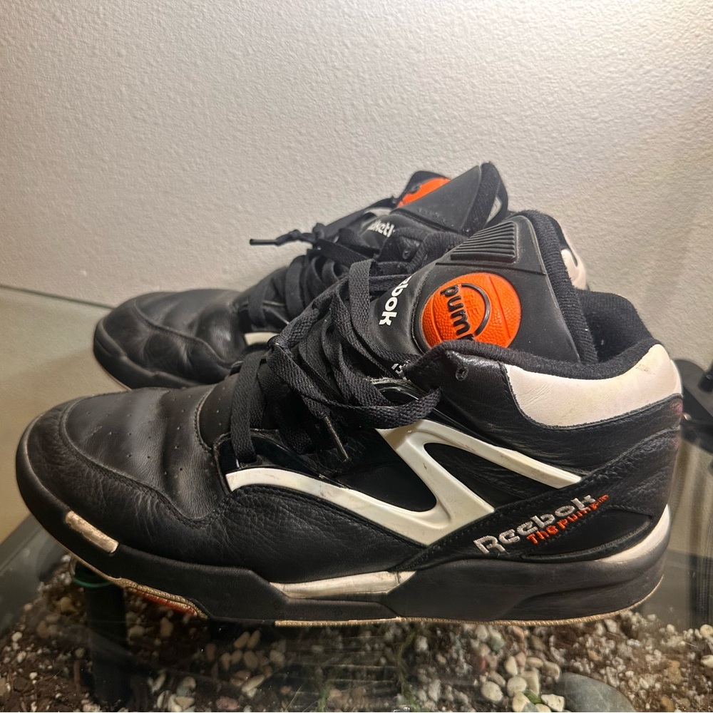 Reebok Men's Black and White Pumps - size 12